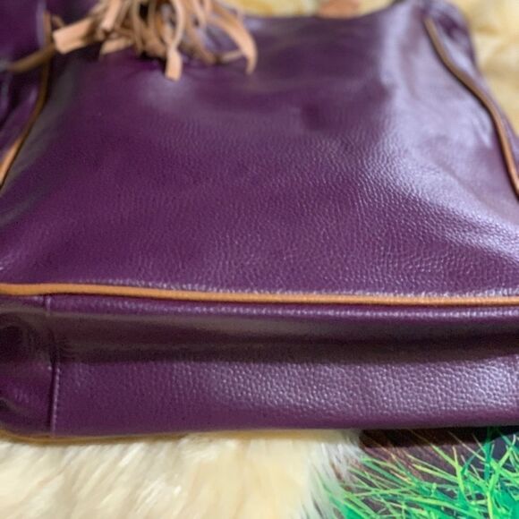 WOMEN PURPLE TOTE BAG WITH TASSLES - Picture 7 of 7